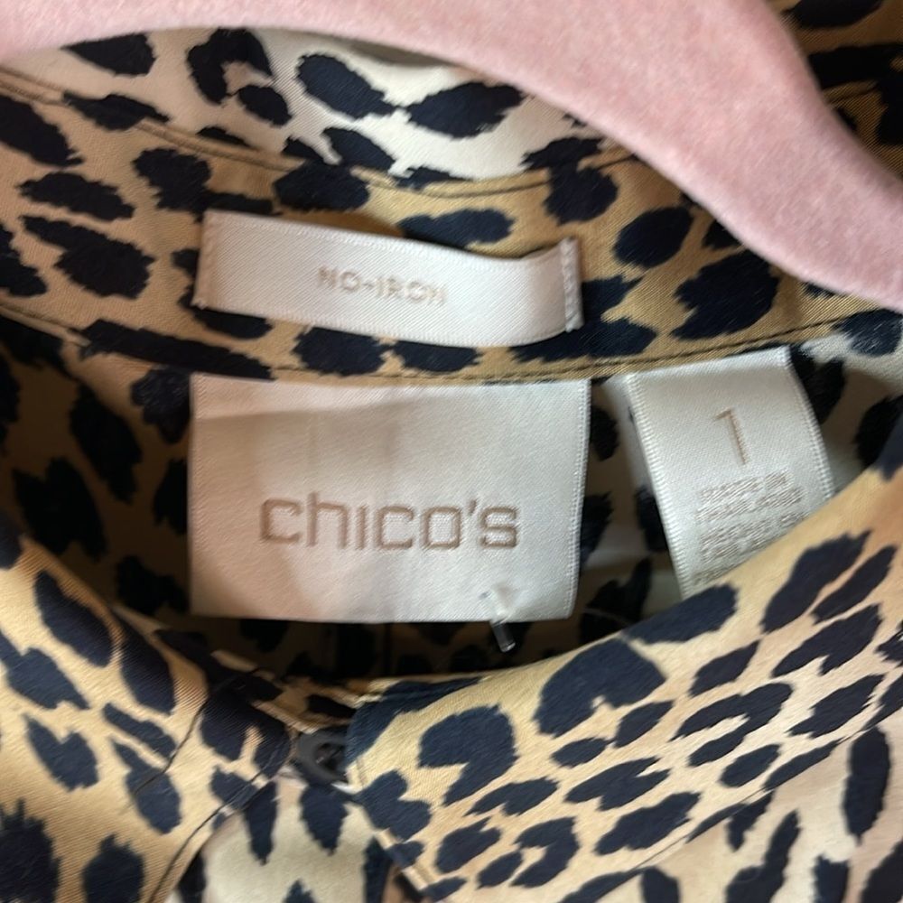 Leopard Print Tunic Chico’s No-Iron Shirt Size 1 (M) Long Sleeve Animal Print